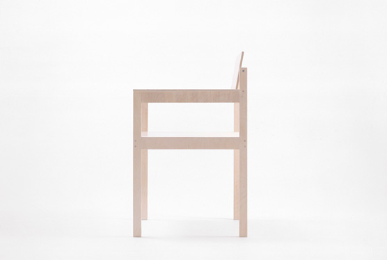 Chair/designed by NISHIKAWA Katsuhito