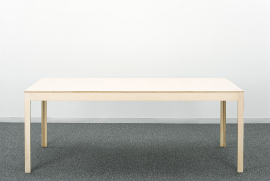 Table/designed by NISHIKAWA Katsuhito 
