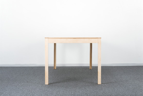 Table/designed by NISHIKAWA Katsuhito 