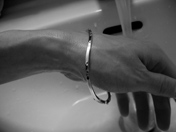 Enlarge photo: Moebius/Bracelet: NISHIKAWA Katsuhito 